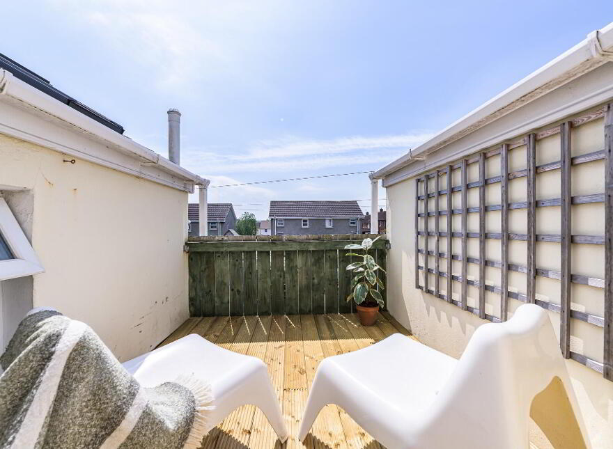 83 Moira Road, Lisburn, BT28 1RH