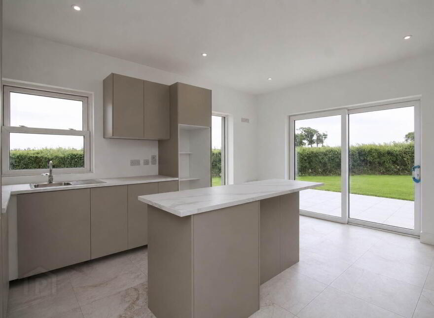 Grove View, Tinlough, Birr, Carrig, R42F623