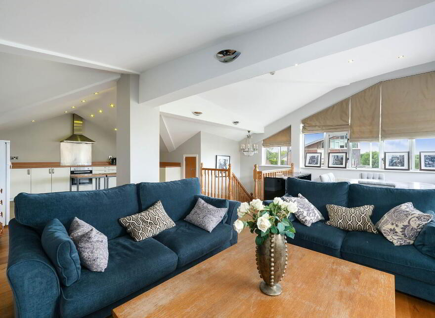94 Cluain Shee, Aiken`s Village, Sandyford, Dublin, D18X628