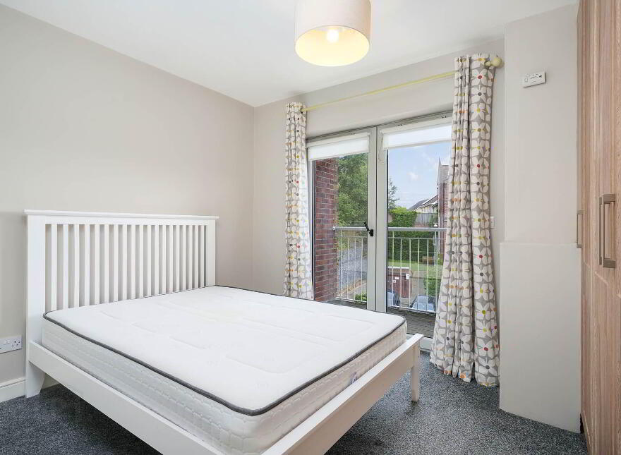 94 Cluain Shee, Aiken`s Village, Sandyford, Dublin, D18X628