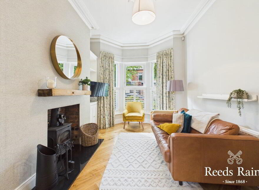 82 Deramore Avenue, Belfast, BT7 3ES