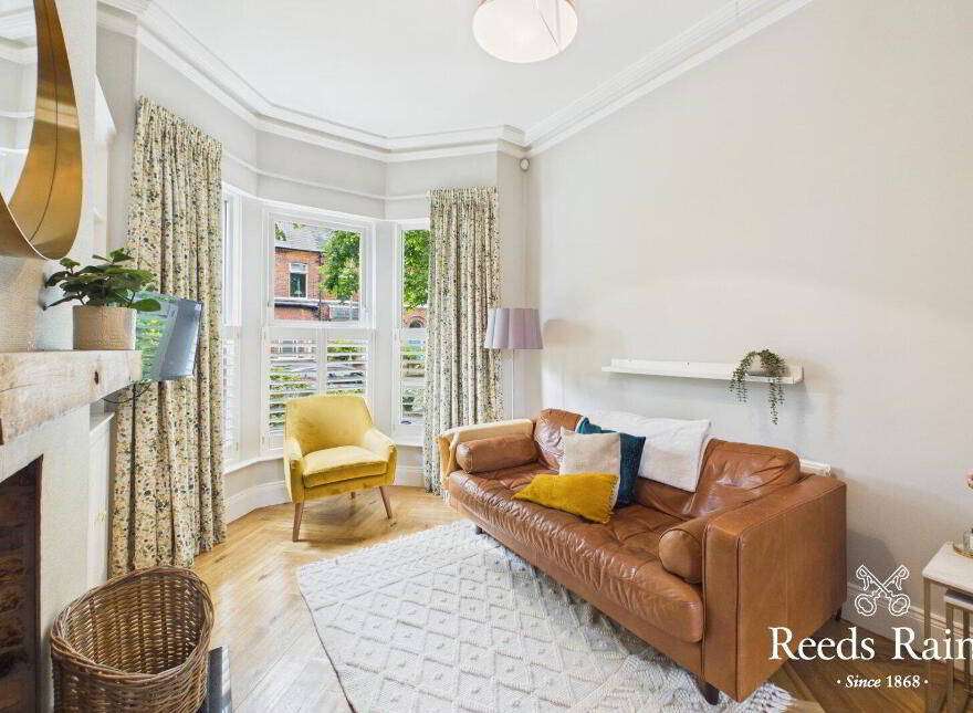 82 Deramore Avenue, Belfast, BT7 3ES