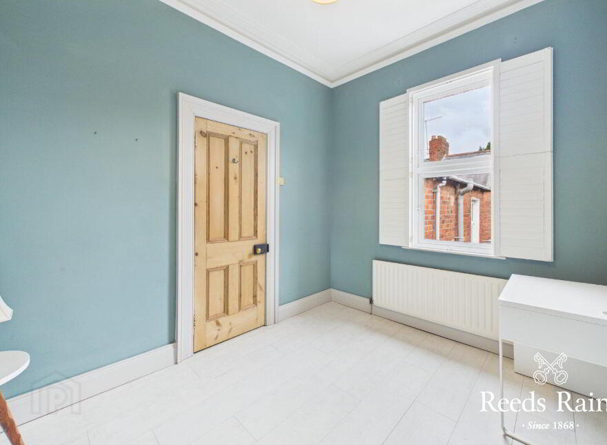 82 Deramore Avenue, Belfast, BT7 3ES