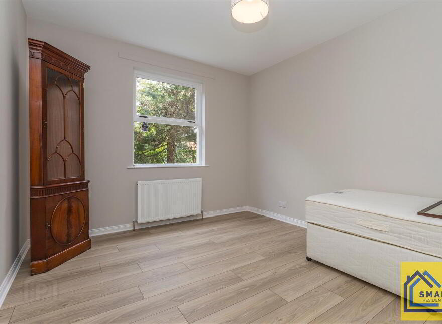 Flat 6 Moyrath House, 1B Hawthornden Gardens, Belfast, BT4 2HF