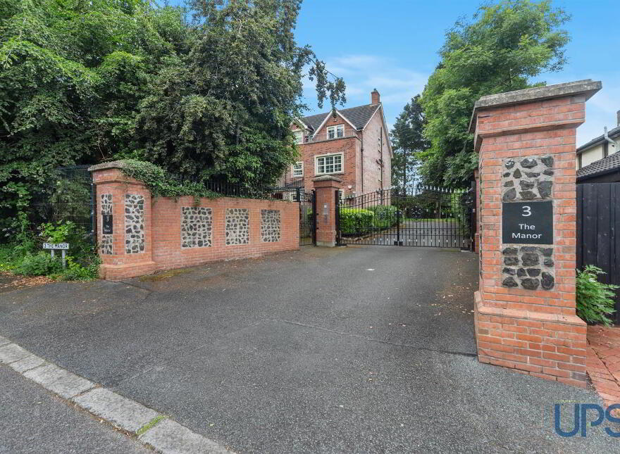 APT 11, 3 The Manor, Blacks Road, Belfast, BT10 0TJ