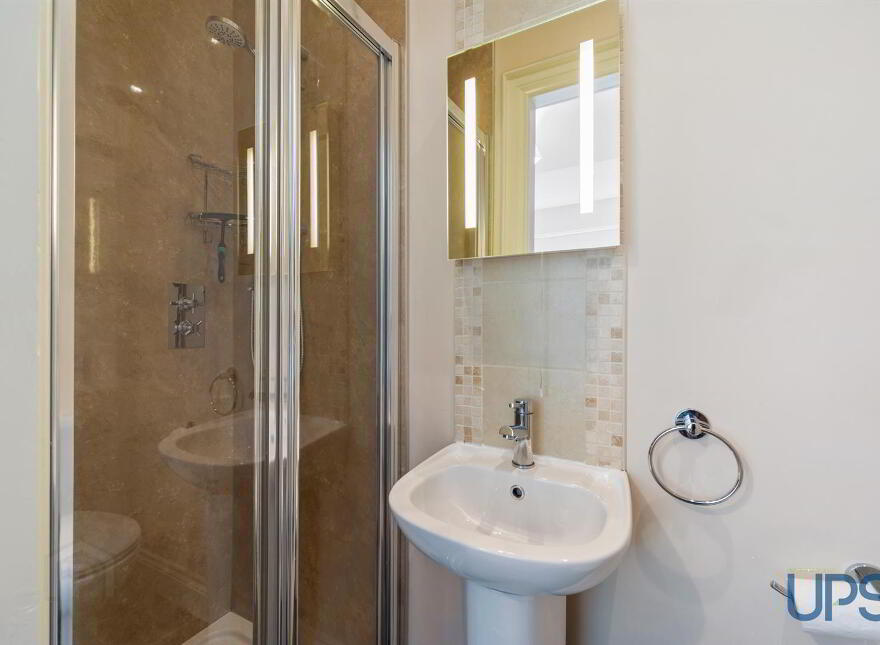 APT 11, 3 The Manor, Blacks Road, Belfast, BT10 0TJ