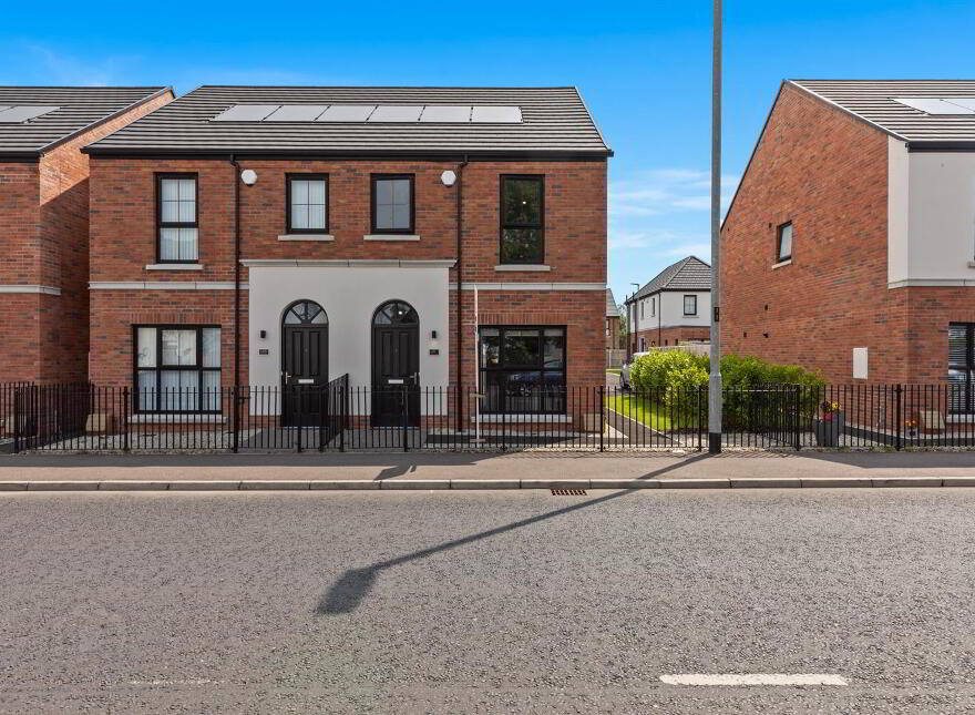 68c South Street, Newtownards, BT23 4JU