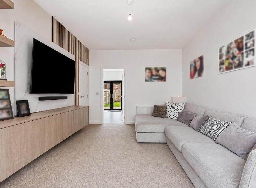68c South Street, Newtownards, BT23 4JU
