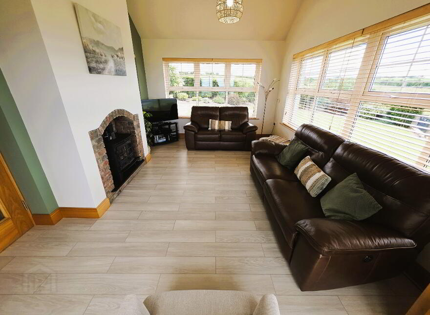 Highview, 51 Vale Road, Greysteel, Londonderry, BT47 3BL