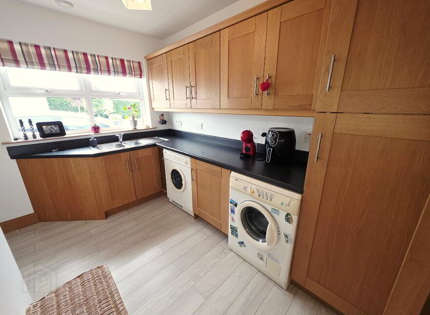 Highview, 51 Vale Road, Greysteel, Londonderry, BT47 3BL