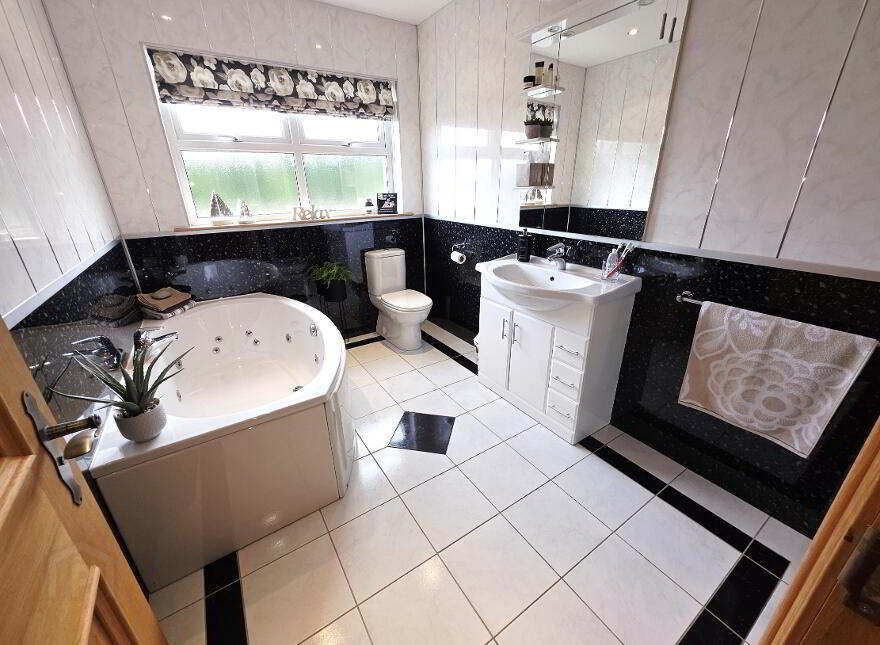Highview, 51 Vale Road, Greysteel, Londonderry, BT47 3BL