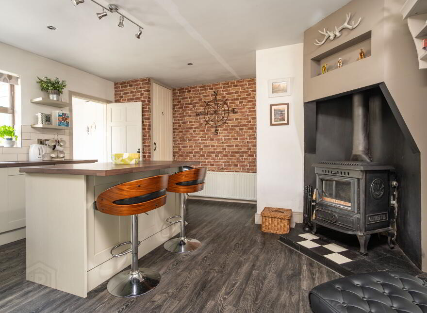 Milltown Bungalow, Buncrana, F93D9C6
