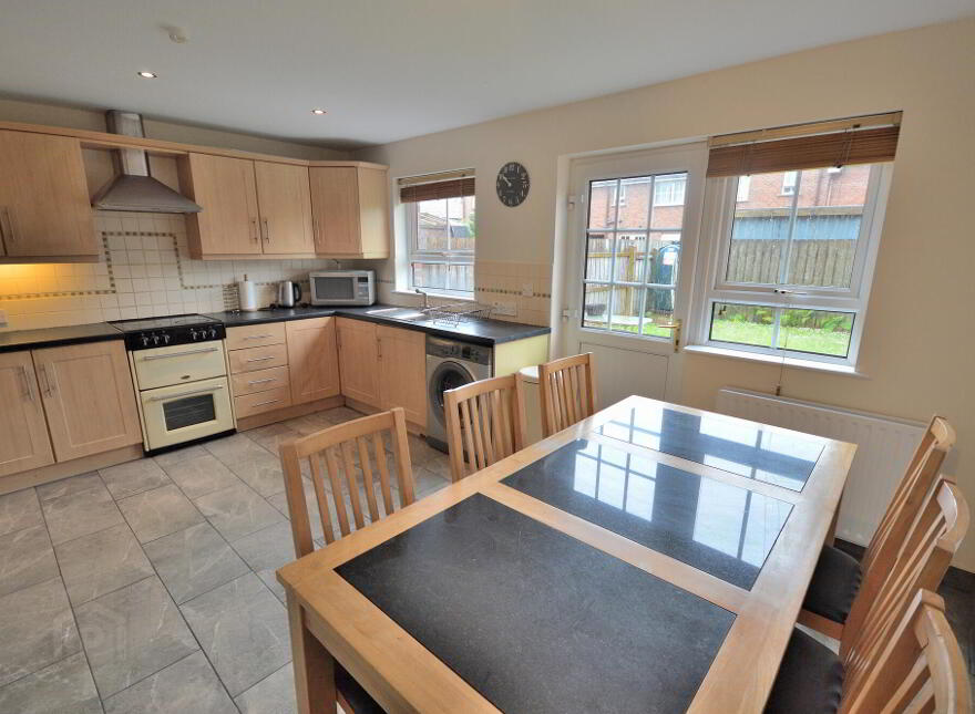 106 Ardvanagh Road, Bangor, BT23 7XN