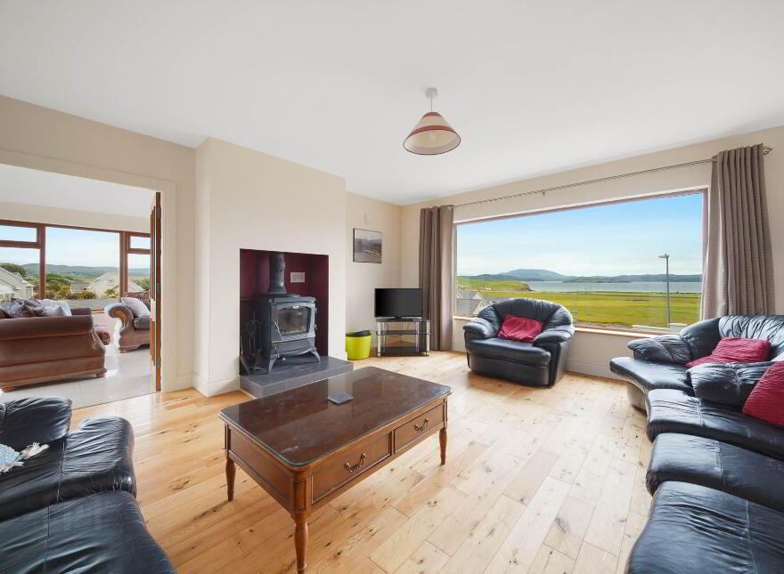 Rosapenna, Kinnalargy, Downings, F92HY80