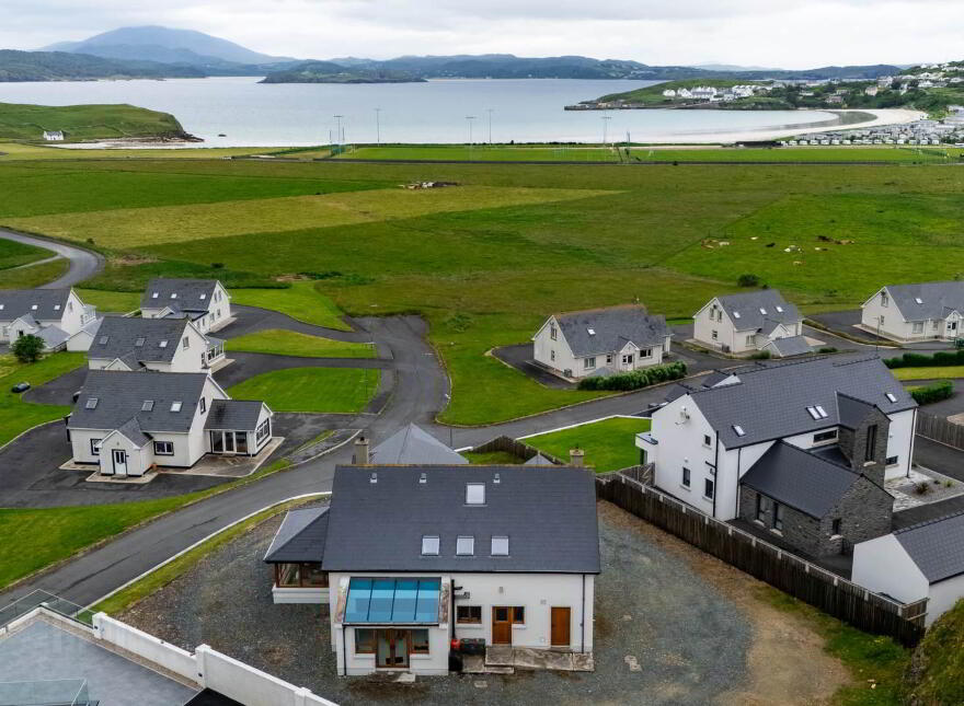 Rosapenna, Kinnalargy, Downings, F92HY80