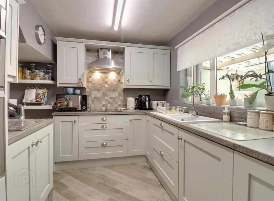 10 Island View Road, Greyabbey, Newtownards, BT22 2QD
