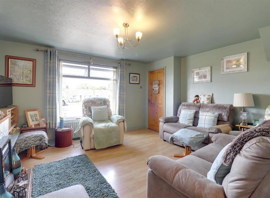 10 Island View Road, Greyabbey, Newtownards, BT22 2QD