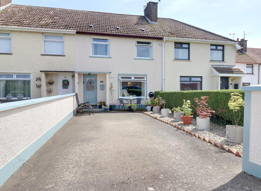 10 Island View Road, Greyabbey, Newtownards, BT22 2QD