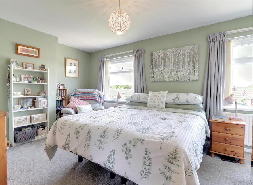 10 Island View Road, Greyabbey, Newtownards, BT22 2QD