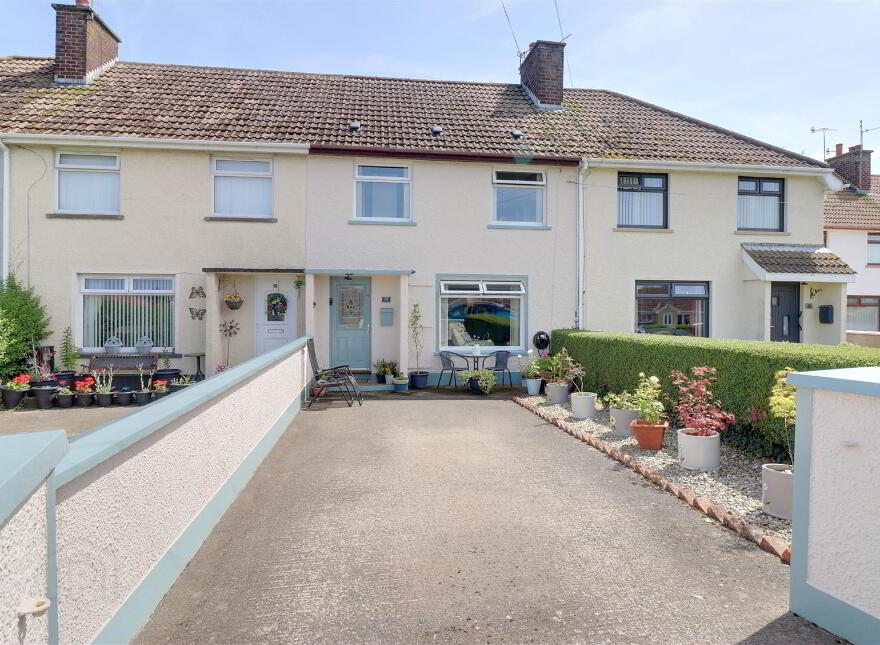 10 Island View Road, Greyabbey, Newtownards, BT22 2QD