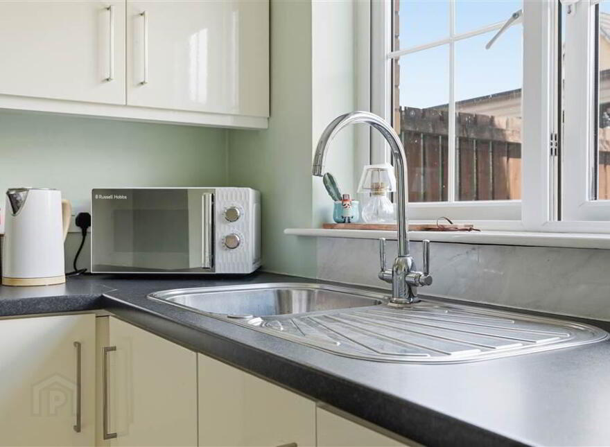 66 Belgrano, Ahoghill, Ballymena, BT42 2QQ
