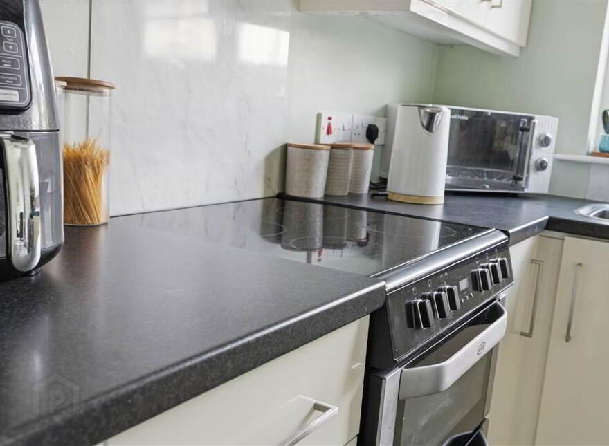 66 Belgrano, Ahoghill, Ballymena, BT42 2QQ
