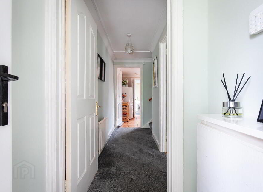 1 Saintfield Road, Belfast, BT8 7AE