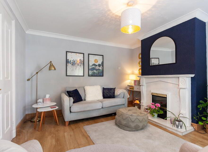 1 Saintfield Road, Belfast, BT8 7AE