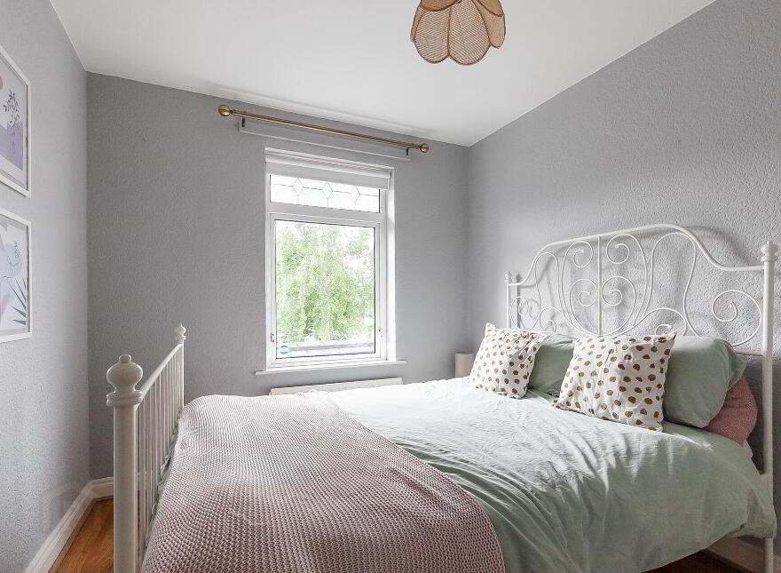 1 Saintfield Road, Belfast, BT8 7AE