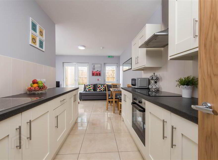 Flat 2, 118 Eglantine Avenue, Belfast, BT9 6EU
