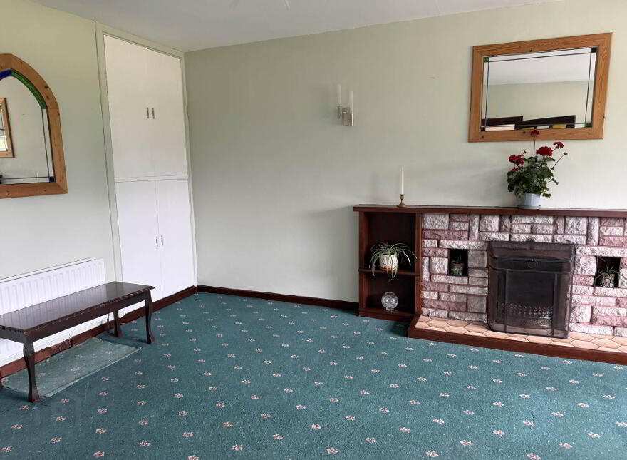 Coole, Toomevara, Nenagh, E45Y880