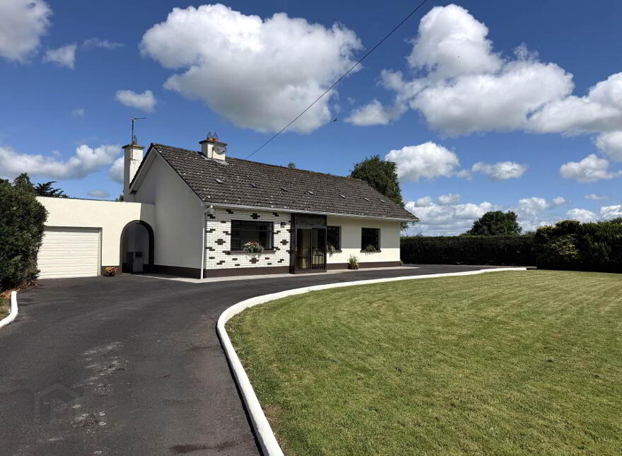 Coole, Toomevara, Nenagh, E45Y880