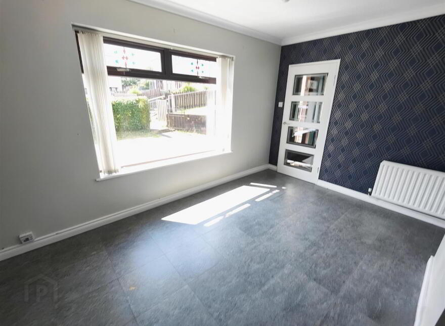 25 Waveney Drive, Belfast, BT15 4FT