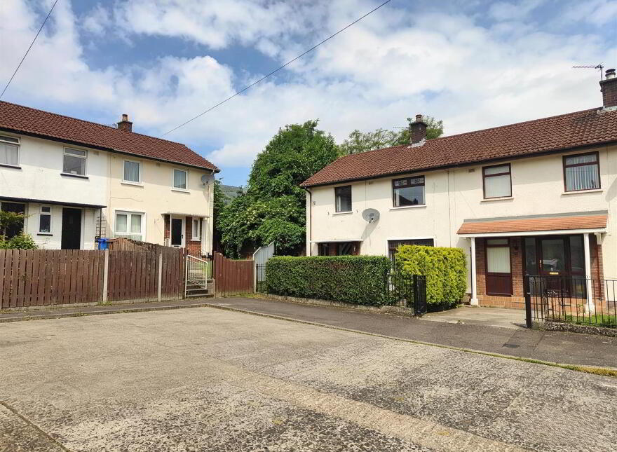 25 Waveney Drive, Belfast, BT15 4FT
