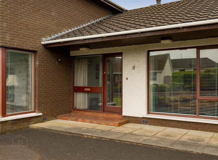 11 Clarehill, Ballymena, BT42 2LE