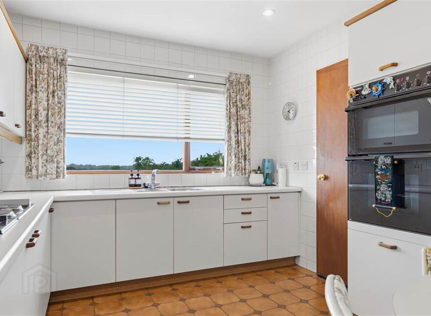11 Clarehill, Ballymena, BT42 2LE