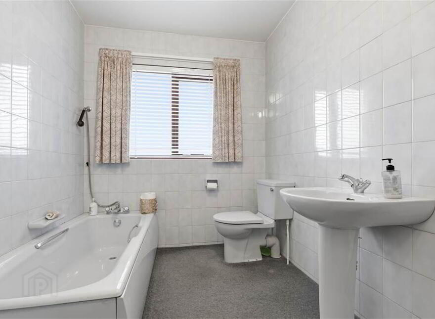 11 Clarehill, Ballymena, BT42 2LE