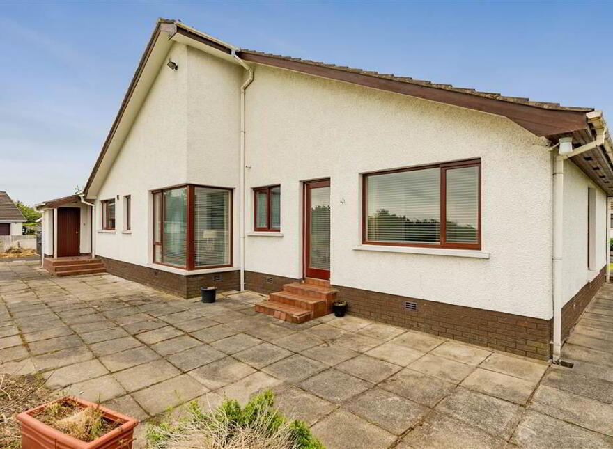 11 Clarehill, Ballymena, BT42 2LE