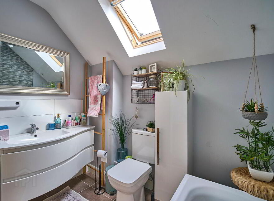 16 Viscount Lane, Bangor, BT19 1NF