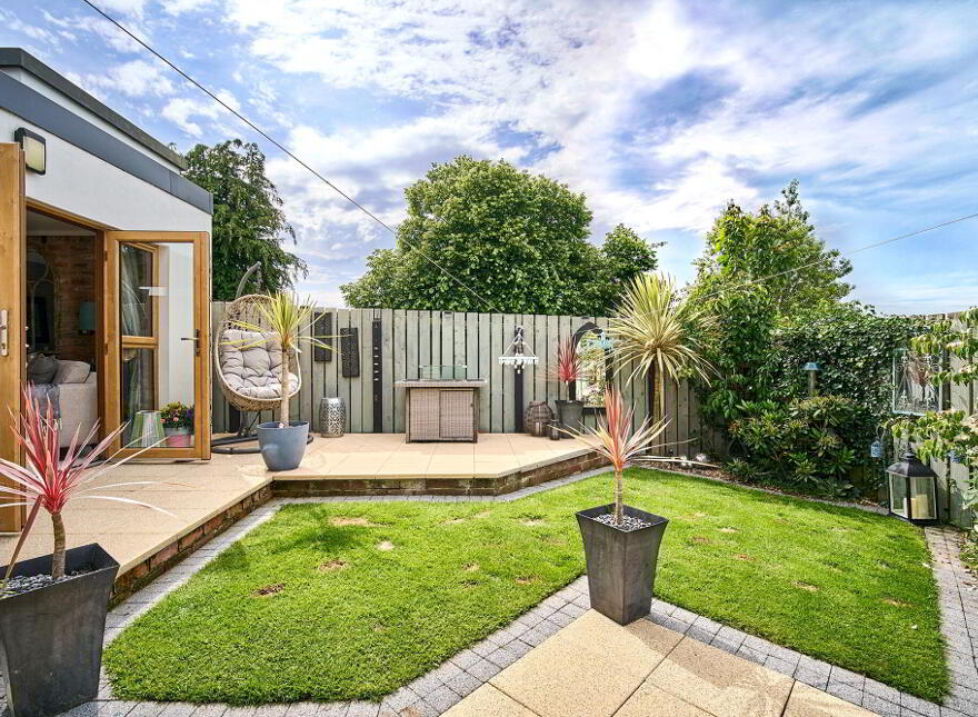 16 Viscount Lane, Bangor, BT19 1NF