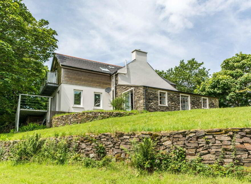 Cappaghglass, Ballydehob, P81N275