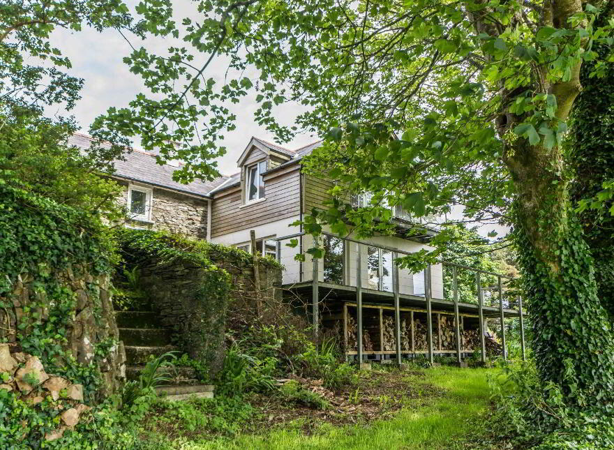 Cappaghglass, Ballydehob, P81N275