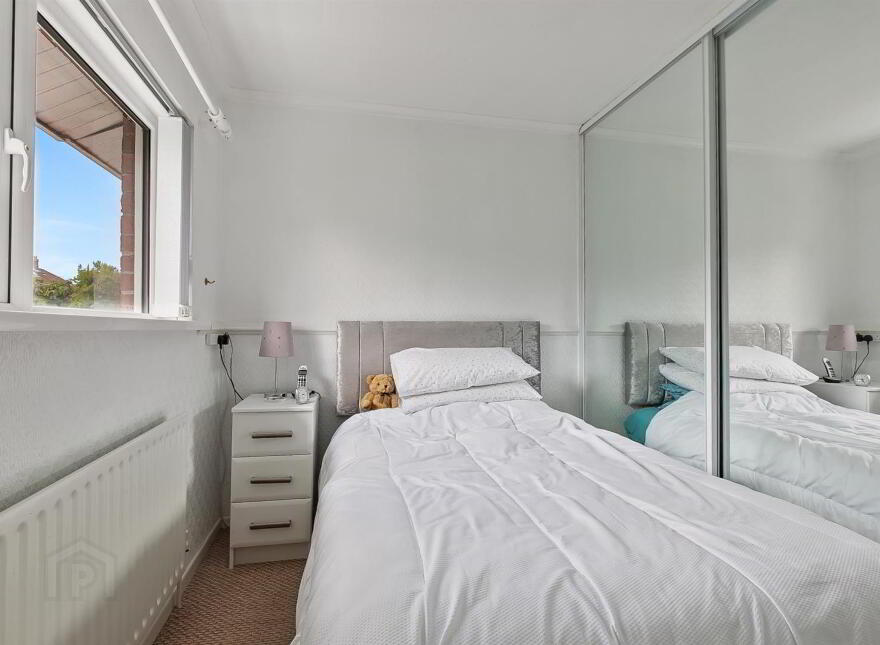 27 Fairhill Park, Belfast, BT15 4FX