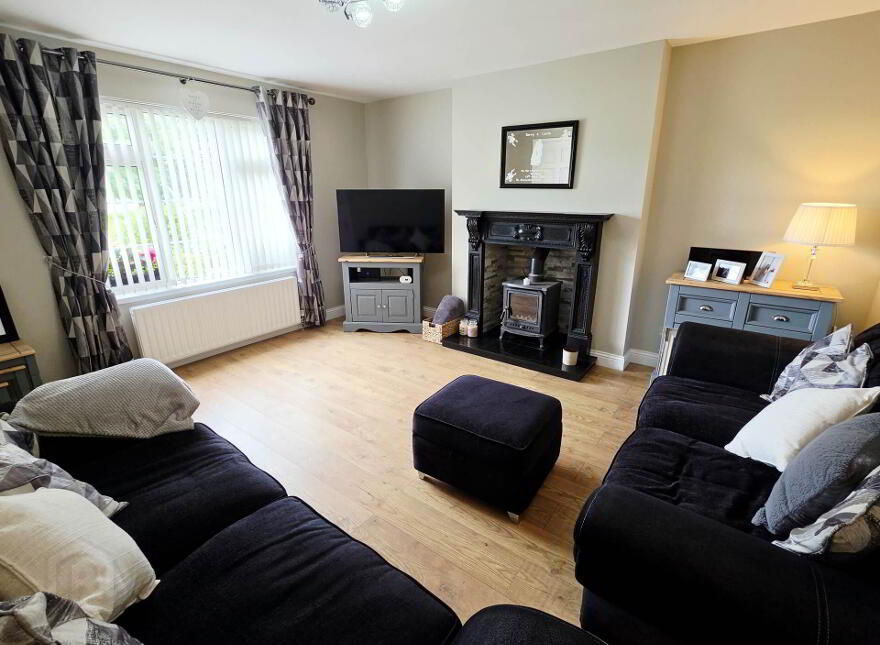 35 Pound St, Irvinestown, Enniskillen, BT94 1HF