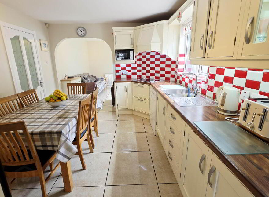 35 Pound St, Irvinestown, Enniskillen, BT94 1HF
