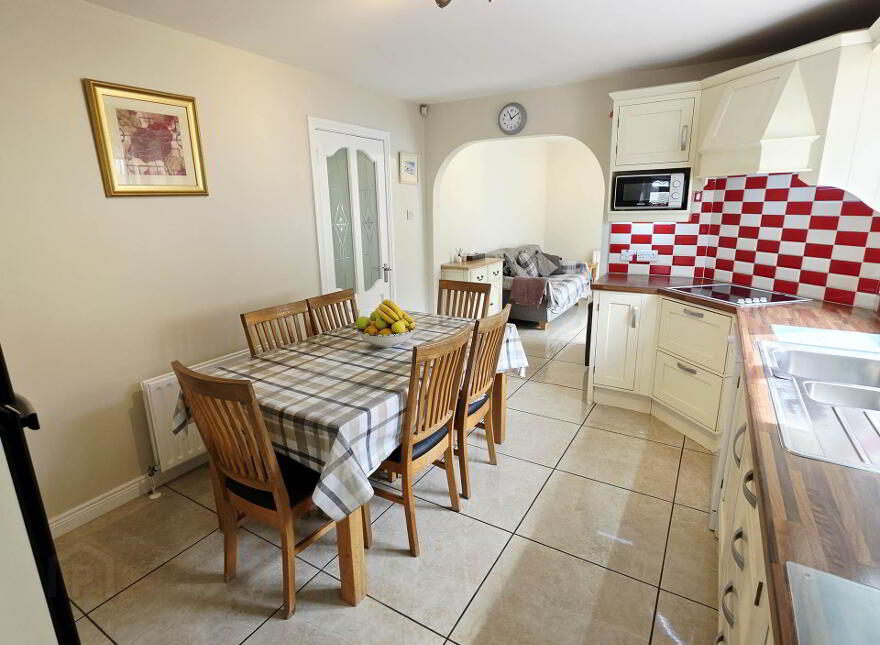 35 Pound St, Irvinestown, Enniskillen, BT94 1HF