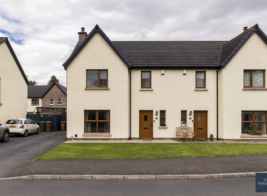 6 Nicholson Green, Donaghcloney, BT66 7UY
