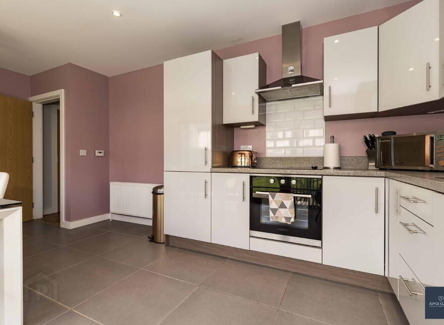 6 Nicholson Green, Donaghcloney, BT66 7UY