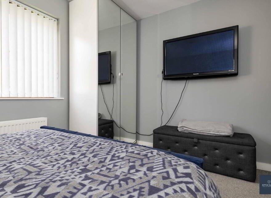 6 Nicholson Green, Donaghcloney, BT66 7UY