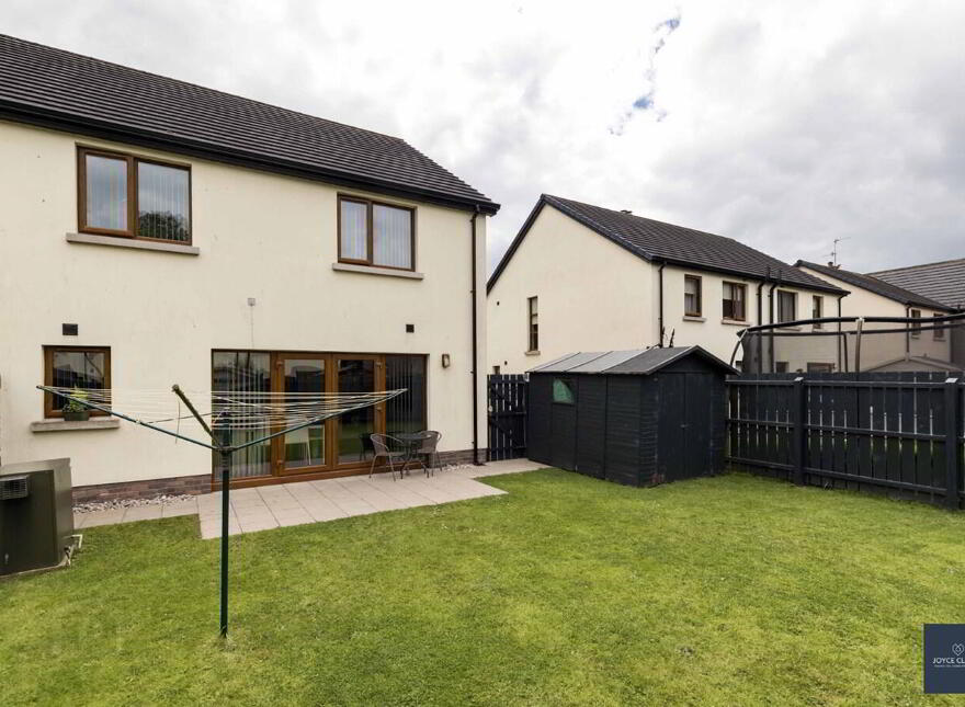 6 Nicholson Green, Donaghcloney, BT66 7UY